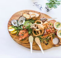 Pavement Restaurant at Lufra Hotel and Apartments - VIC Tourism