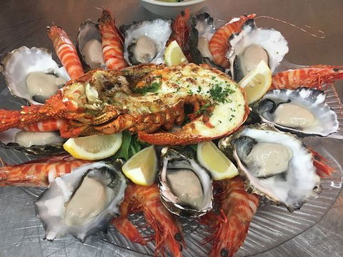 Sealife Centre Restaurant - VIC Tourism 0