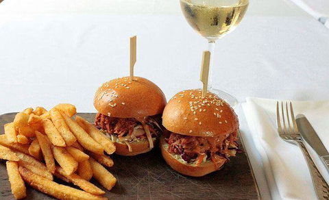 The Terrace Hotel - VIC Tourism 10