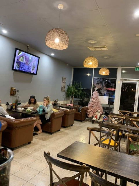 Phu Vinh Noodle House - VIC Tourism 6