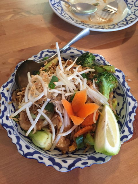 Bangkok Noi Thai Cuisine - VIC Tourism 5
