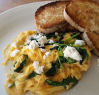 Walter's River Cafe - VIC Tourism