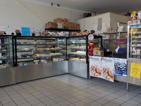 Avon Valley French Hot Bread - VIC Tourism 0