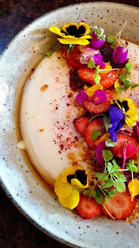 Cornerside Cafe - VIC Tourism 1