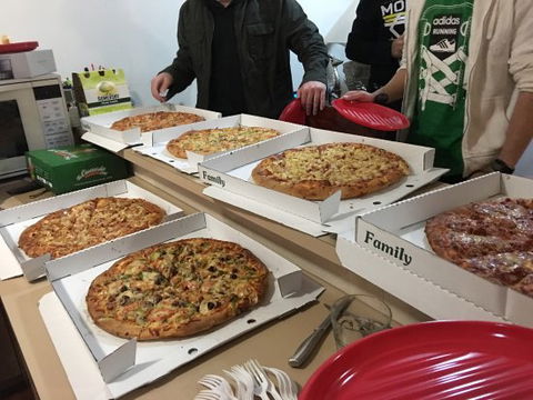 Matteo's Pizza Bar - VIC Tourism 0