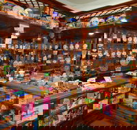 Sticky Fingers Candy Store - VIC Tourism