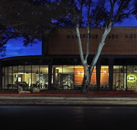 Mansfield Park Hotel - VIC Tourism