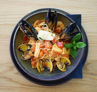 Sneaky's Restaurant - VIC Tourism