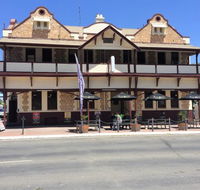 Golden Grain Hotel - VIC Tourism