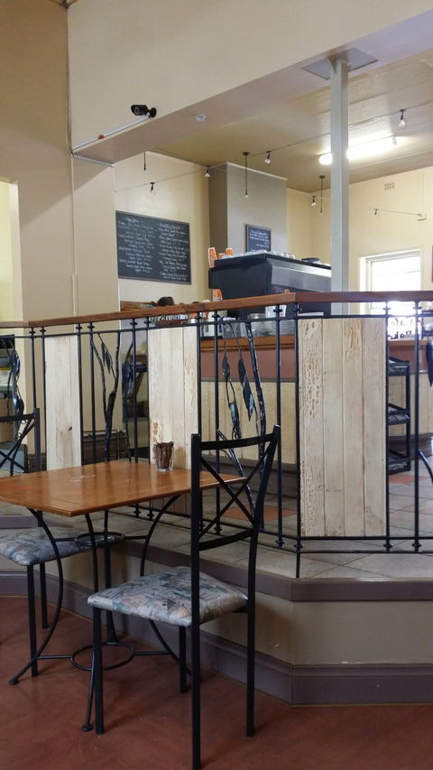 Jacks High Street Cafe & Bakery - VIC Tourism 7