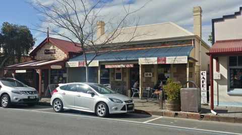 Jacks High Street Cafe & Bakery - VIC Tourism 0
