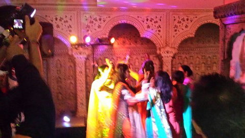 Oberoi's Taj - VIC Tourism 0