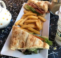Mount Glorious Cafe - VIC Tourism