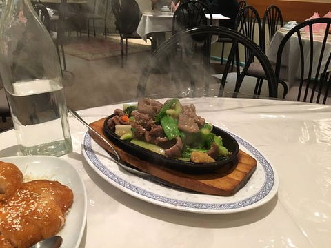 Warner Chinese Restaurant - VIC Tourism 0