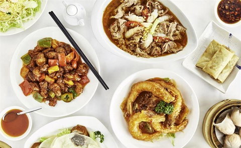 Alfresco Brasserie - VIC Tourism 13