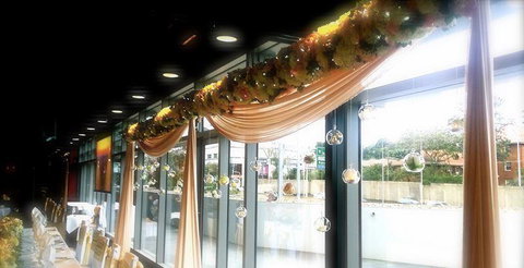 Alfresco Brasserie - VIC Tourism 1