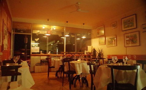 Bonappetite Cafe - VIC Tourism 7