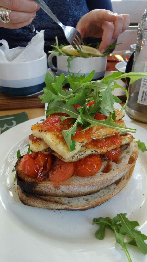 Esher Street Cafe & Deli - VIC Tourism 6