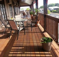 Commercial Hotel Clermont - VIC Tourism