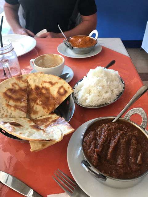Family Refreshment Cafe & Restaurant - VIC Tourism 1