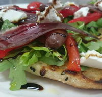 Mena Creek Hotel - VIC Tourism