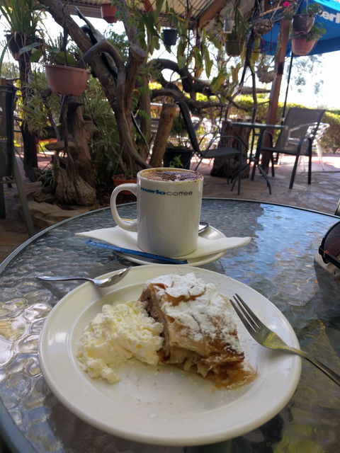 Muggachinno's - VIC Tourism 1