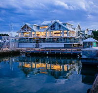 Pelicans Landing - VIC Tourism