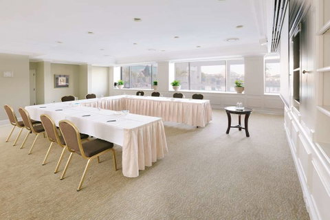 The Stamford Plaza Brisbane - VIC Tourism 8