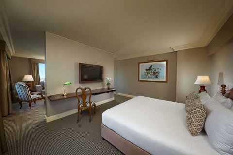 The Stamford Plaza Brisbane - VIC Tourism 12