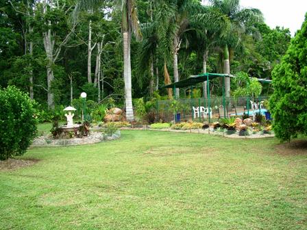 Atherton Rain Forest Motor Inn - VIC Tourism 0