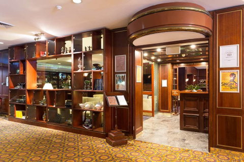 Royal on the Park - VIC Tourism 1