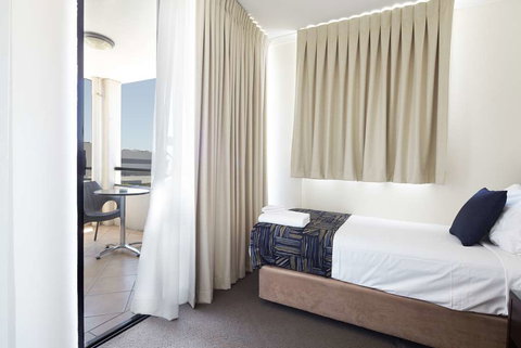 Central West End Apartments - VIC Tourism 9