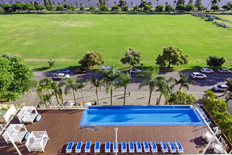 Crowne Plaza Perth - VIC Tourism 2