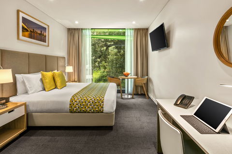 Quest Mounts Bay Road - VIC Tourism 3