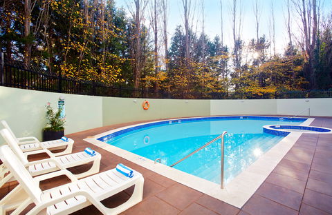 Crowne Plaza Canberra - VIC Tourism 7