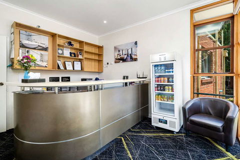 Comfort Inn Coach & Bushmans - VIC Tourism 5