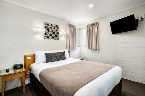 Comfort Inn Coach & Bushmans - VIC Tourism 14
