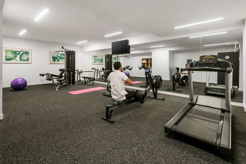 Quest Canberra City Walk - VIC Tourism 9