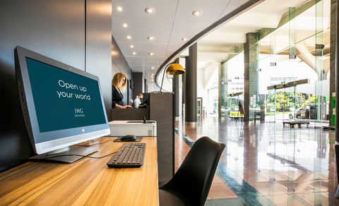 Holiday Inn Sydney Airport - VIC Tourism 4