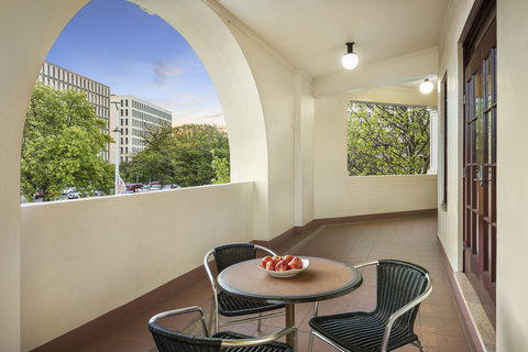 Quest Canberra - VIC Tourism 7