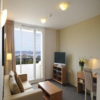 Park Regis Concierge Apartments - VIC Tourism 5
