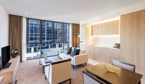 Skye Hotel Suites - VIC Tourism 13