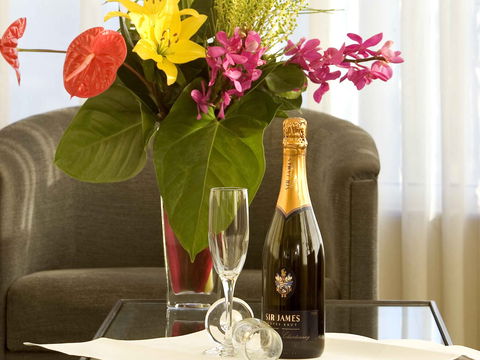 Mercure Hotel Parramatta - VIC Tourism 3