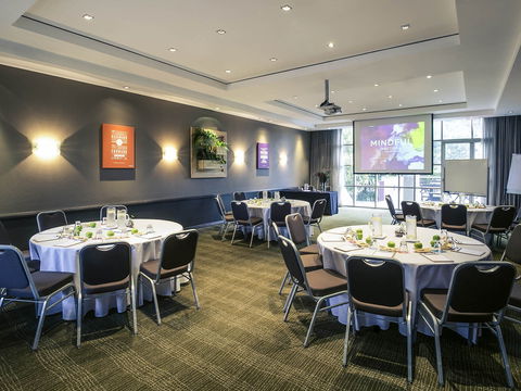 Mercure Hotel Parramatta - VIC Tourism 7