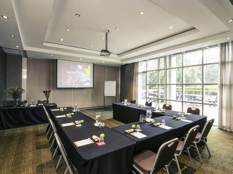 Mercure Hotel Parramatta - VIC Tourism 8