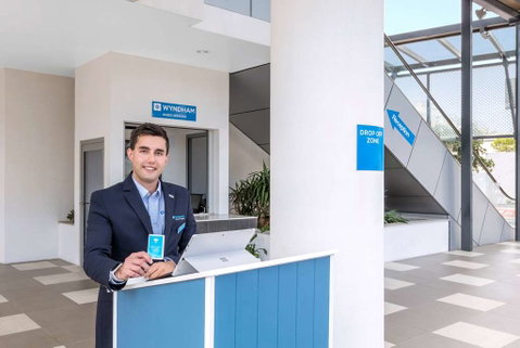 Wyndham Surfers Paradise Resort - VIC Tourism 4