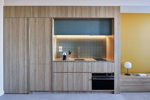 Lanbruk Apartment Hotel-Richomnd Hill - VIC Tourism 5