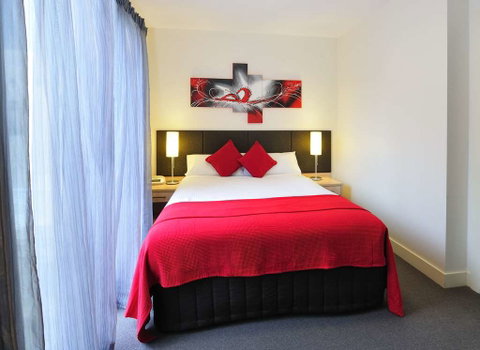 Metro Apartments on Bank Place - VIC Tourism 6