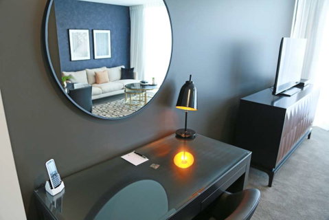 Alex Perry Hotel and Apartments - VIC Tourism 8