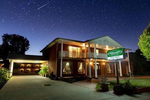 Meramie Motor Inn - VIC Tourism 0